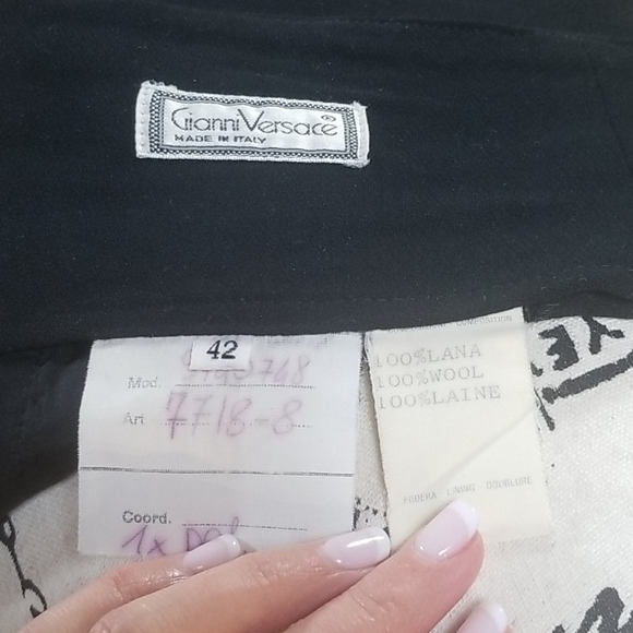 Gianni Versace one of a kind abstrct skirt/pant - Picture 8 of 8